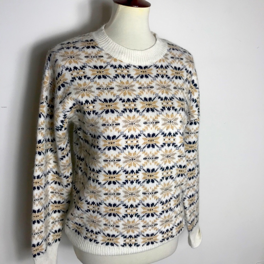 Chelsea &Theodore Wool blend Holiday Sweater